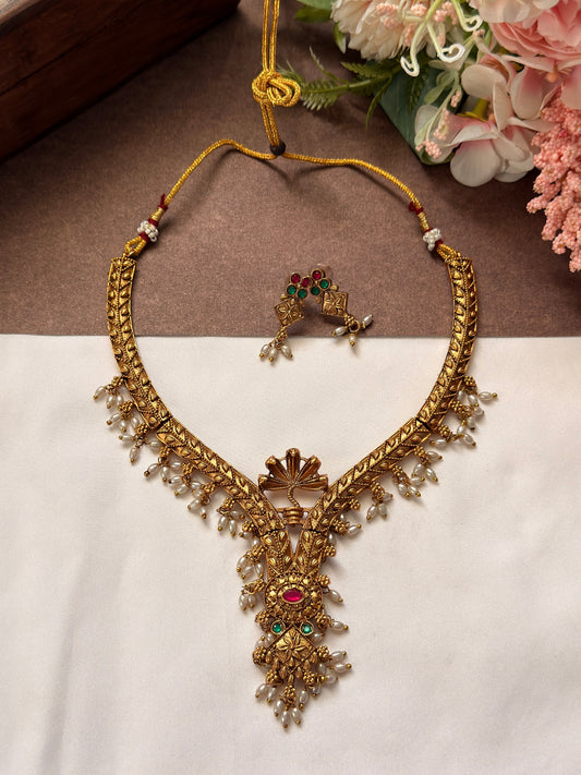Nagas Pearl Necklace NE132