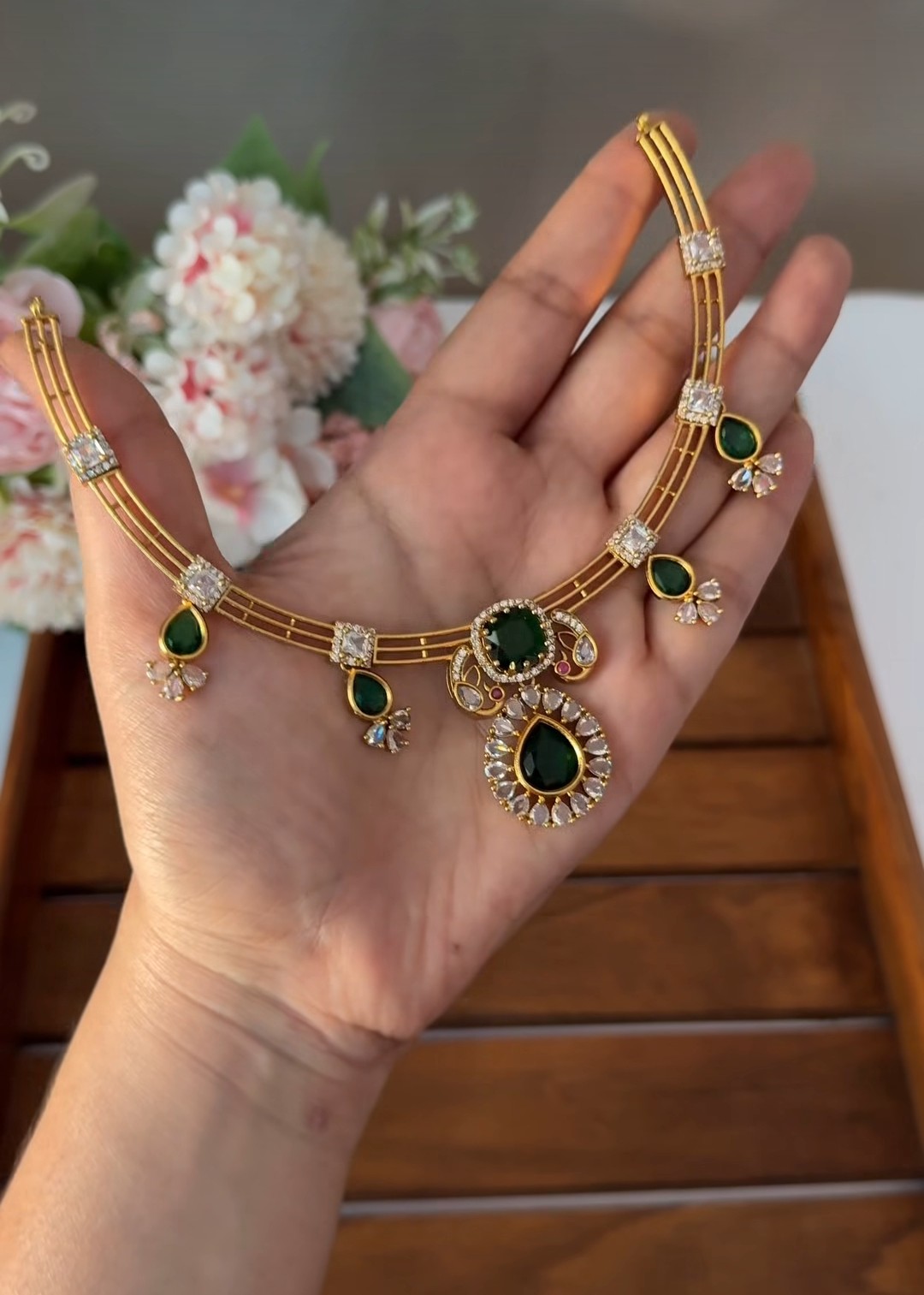 Elegant Diamond Hasli  DIA90
