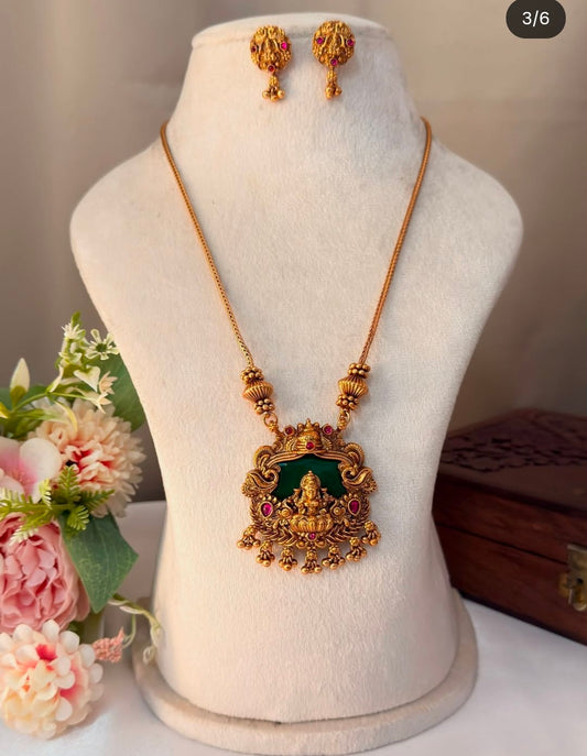 Devi Green Enamel Short chain SC52