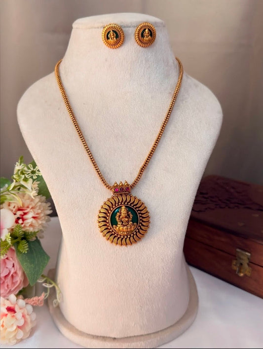 Lakshmi Green Short Chain SC56