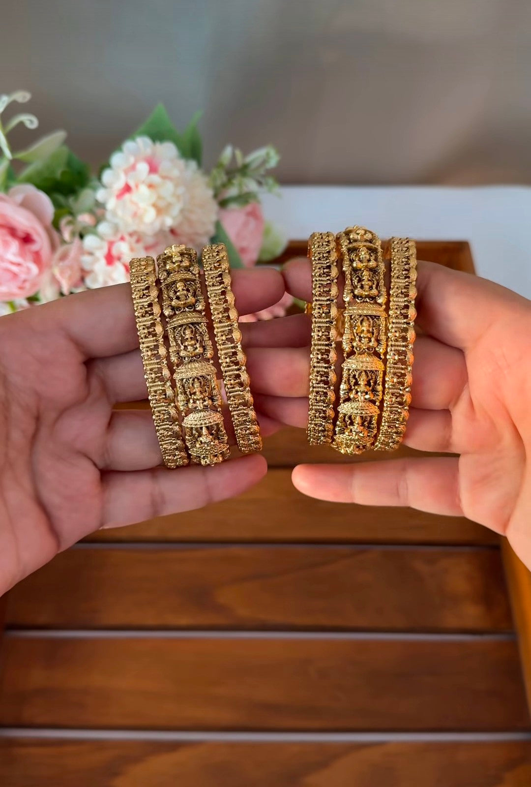 Lakshmi Combo Bangles B105
