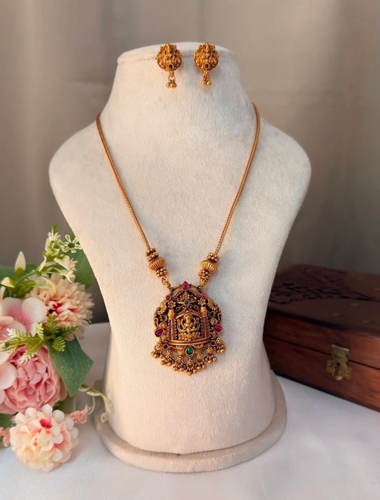 Lakshmi square pendent short chain SC21