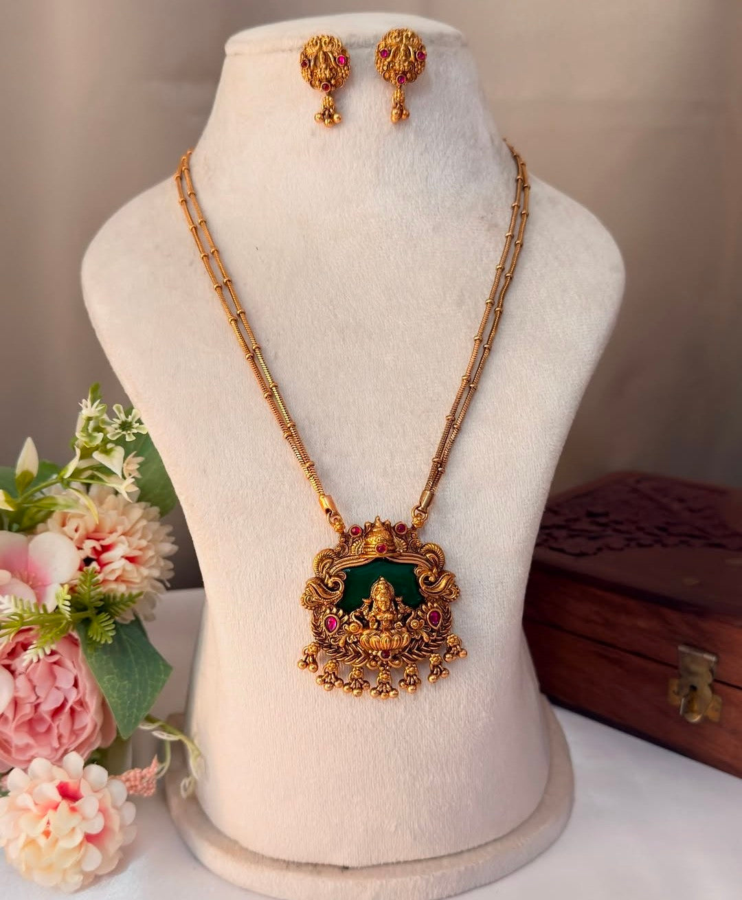 Devi Green Enamel Short chain SC52