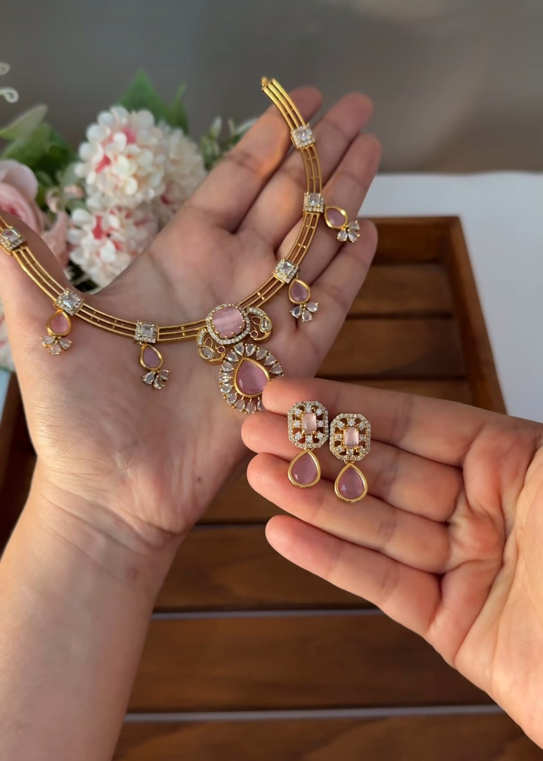 Elegant Diamond Hasli  DIA90