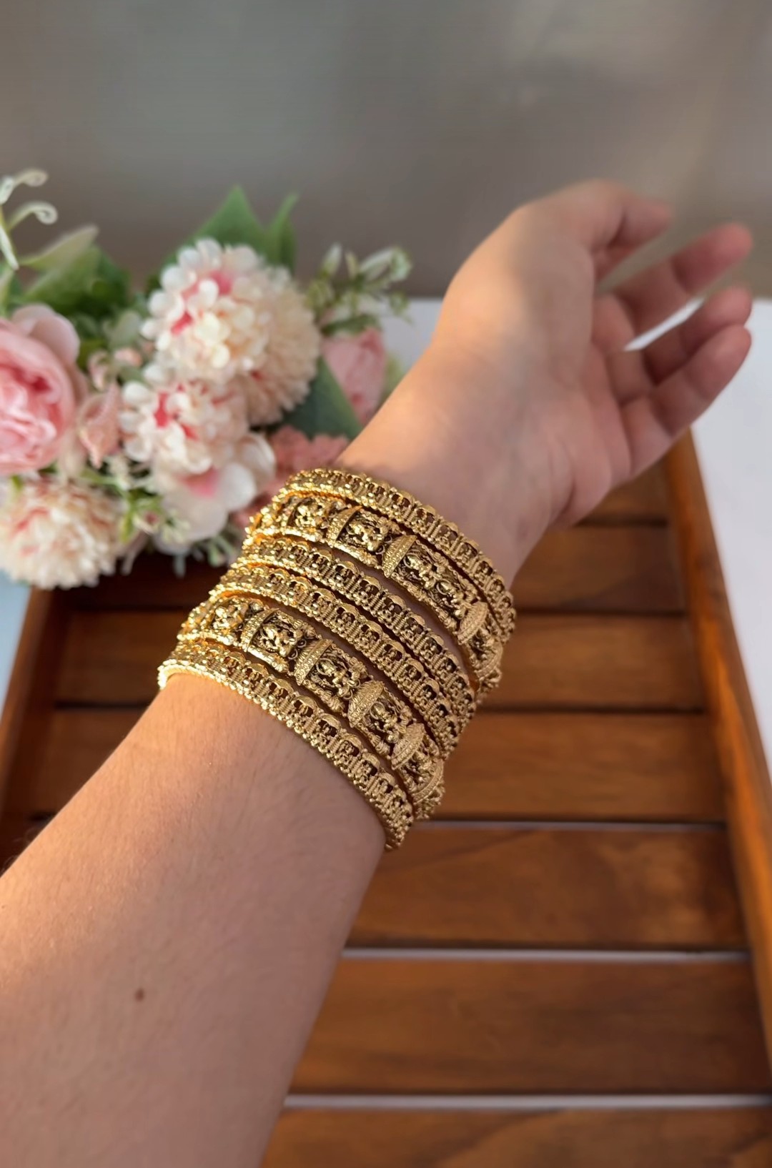 Lakshmi Combo Bangles B105