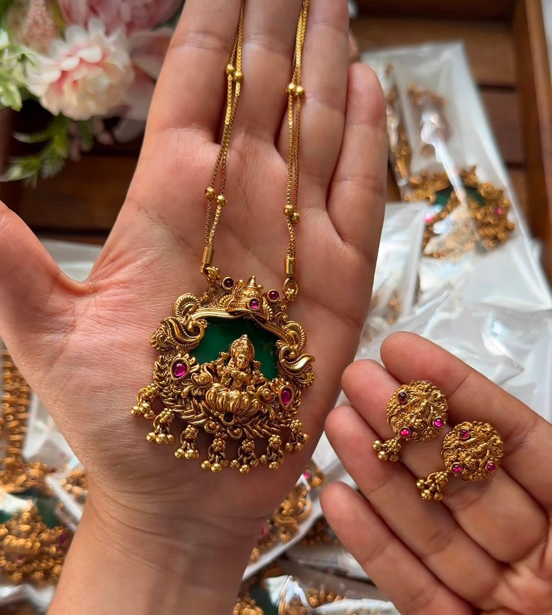 Devi Green Enamel Short chain SC52