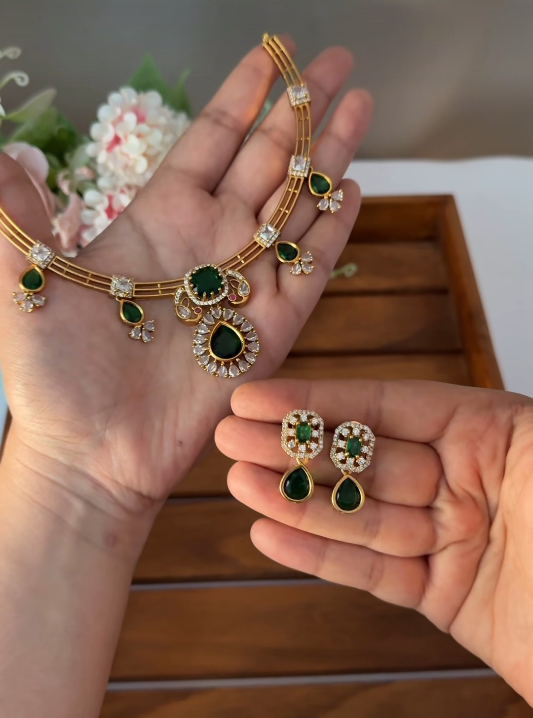 Elegant Diamond Hasli  DIA90