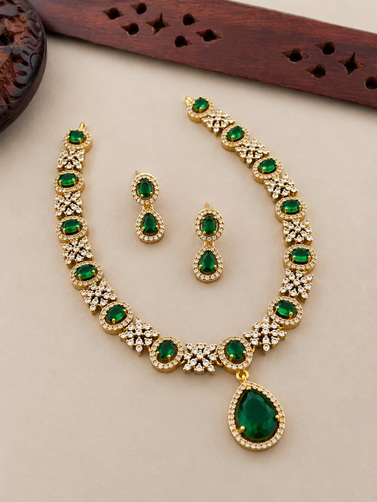 Elegant Teardrop Necklace Set DIA69